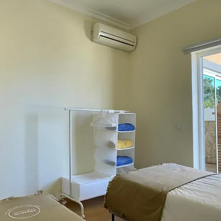 Oura Oasis B - Shared Pool - 6 Guests - 公寓 阿尔布费拉