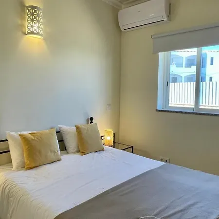 Oura Oasis B - Shared Pool - 6 Guests - Apartment Albufeira