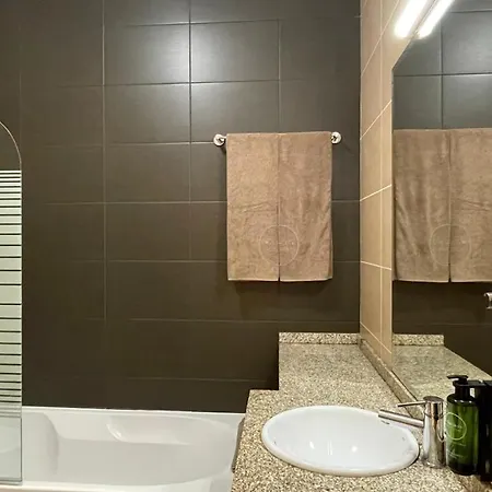 Oura Oasis B By Check-in Portugal アパート *