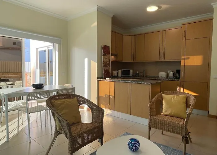 Oura Oasis B By Check-in Portugal * 알부페이라